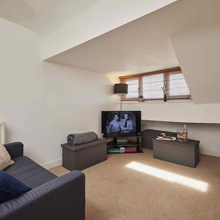 The Cobbles Apartment Filey Room photo